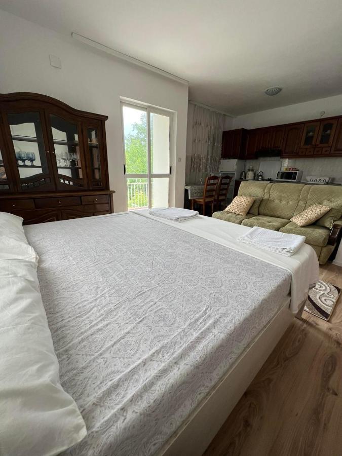 Apartments Hillside Ulcinj Bagian luar foto